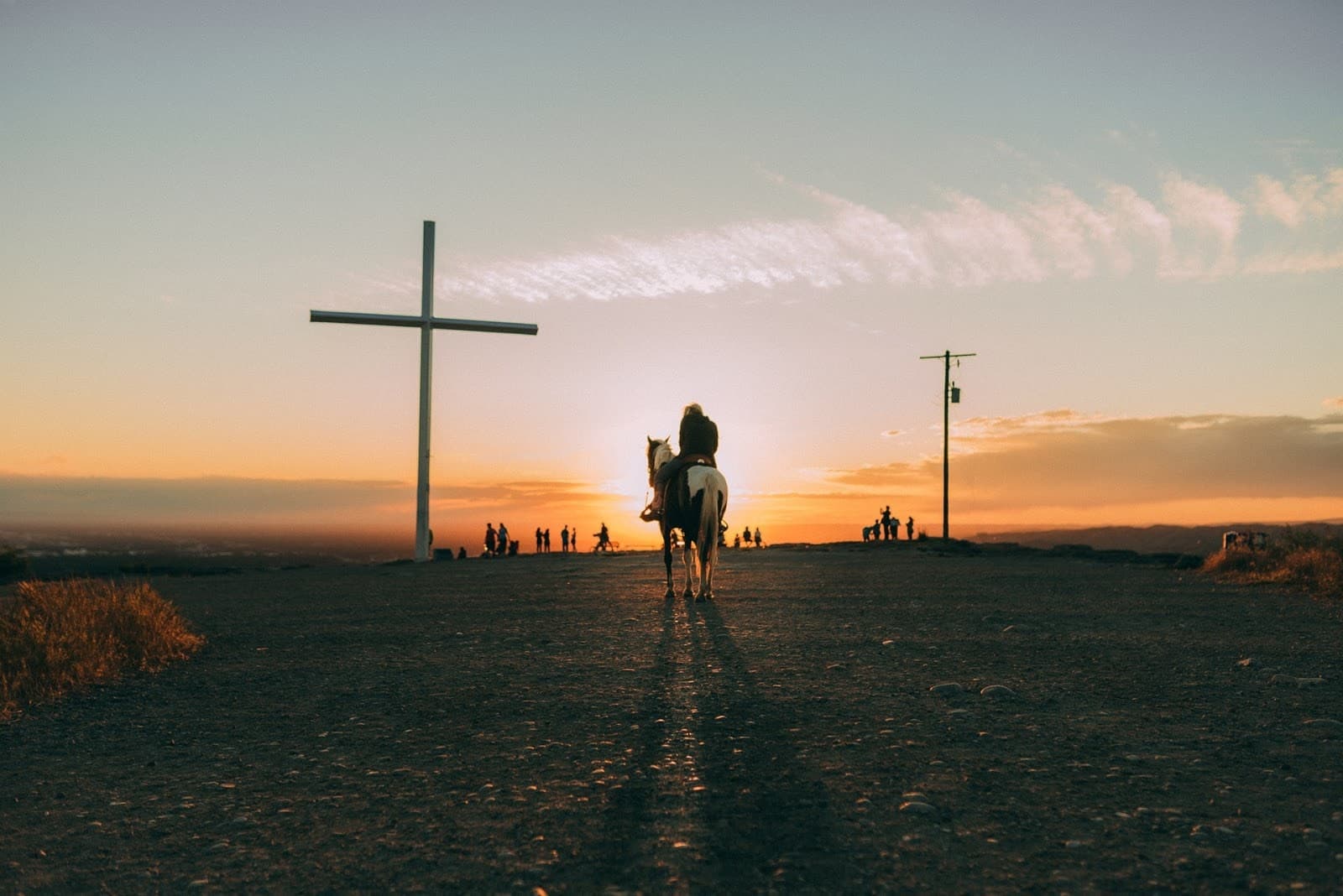 Cover image for What Happened at the Cross of Jesus?