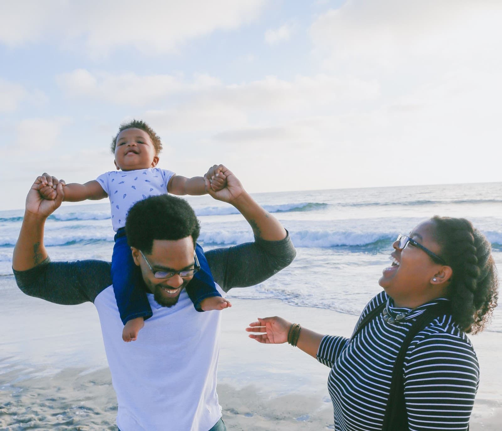 Cover image for Bible Verses About Family: Problems, Blessings, and Strengths